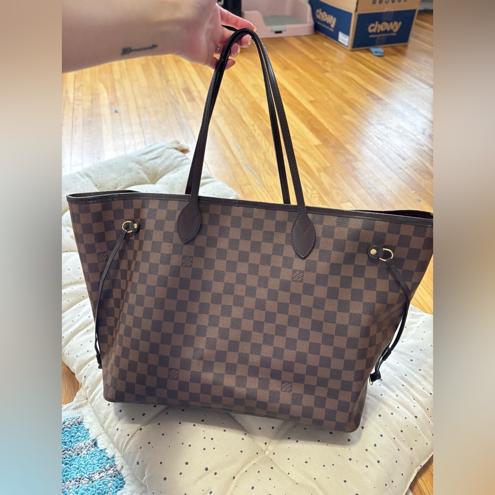 Authentic Louis Vuitton Damier Ebenezer Neverfull Gm - Picture 2 of 16